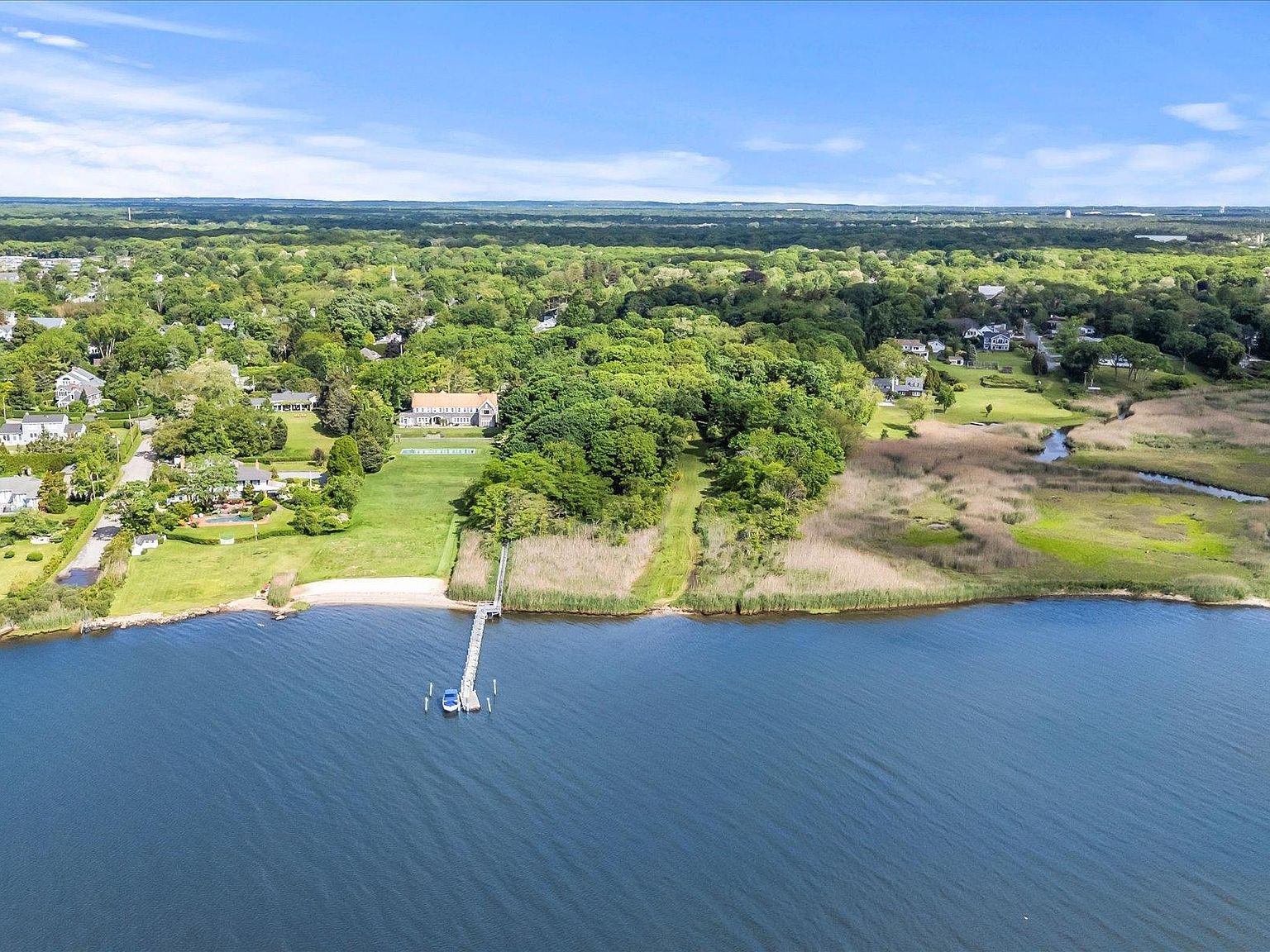 198 Country Rd Bellport, NY 11713 - Thumbnail 3