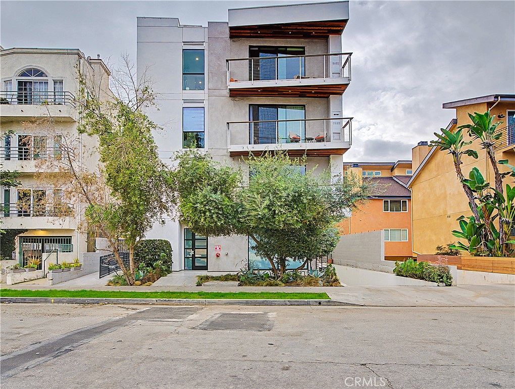 3981 Moore St APT 101 Los Angeles, CA 90066 - Thumbnail 3