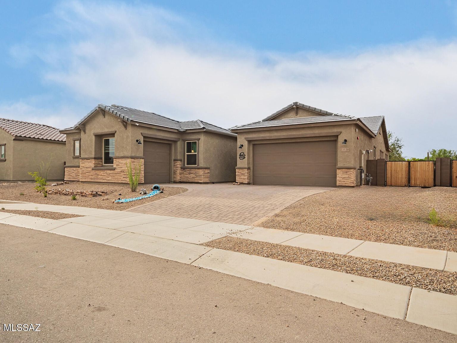 2720 W Plateau Rdg Dr Tucson, AZ 85742 - Thumbnail 3