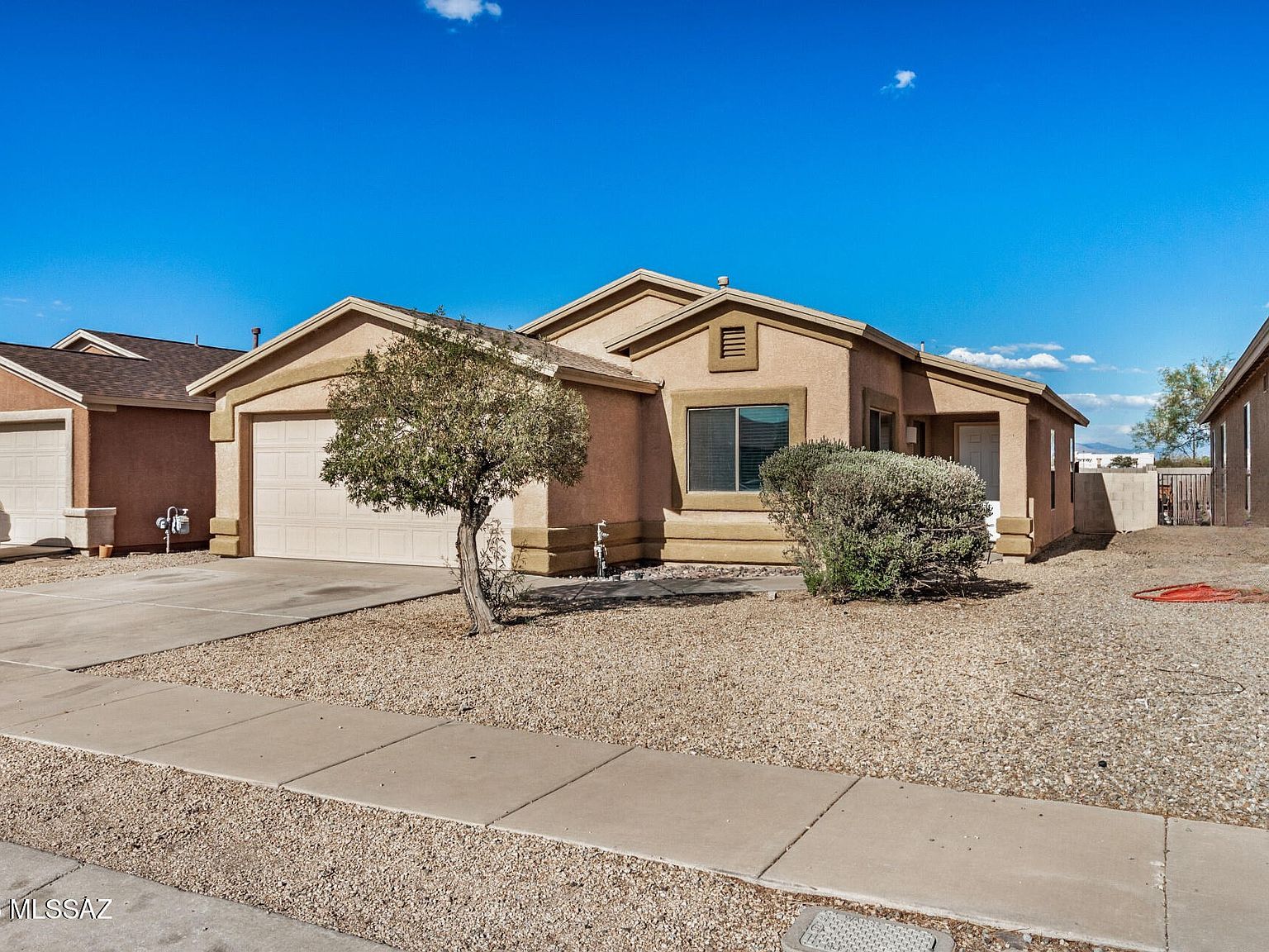 5281 S Newcastle Ct Tucson, AZ 85746 - Thumbnail 3