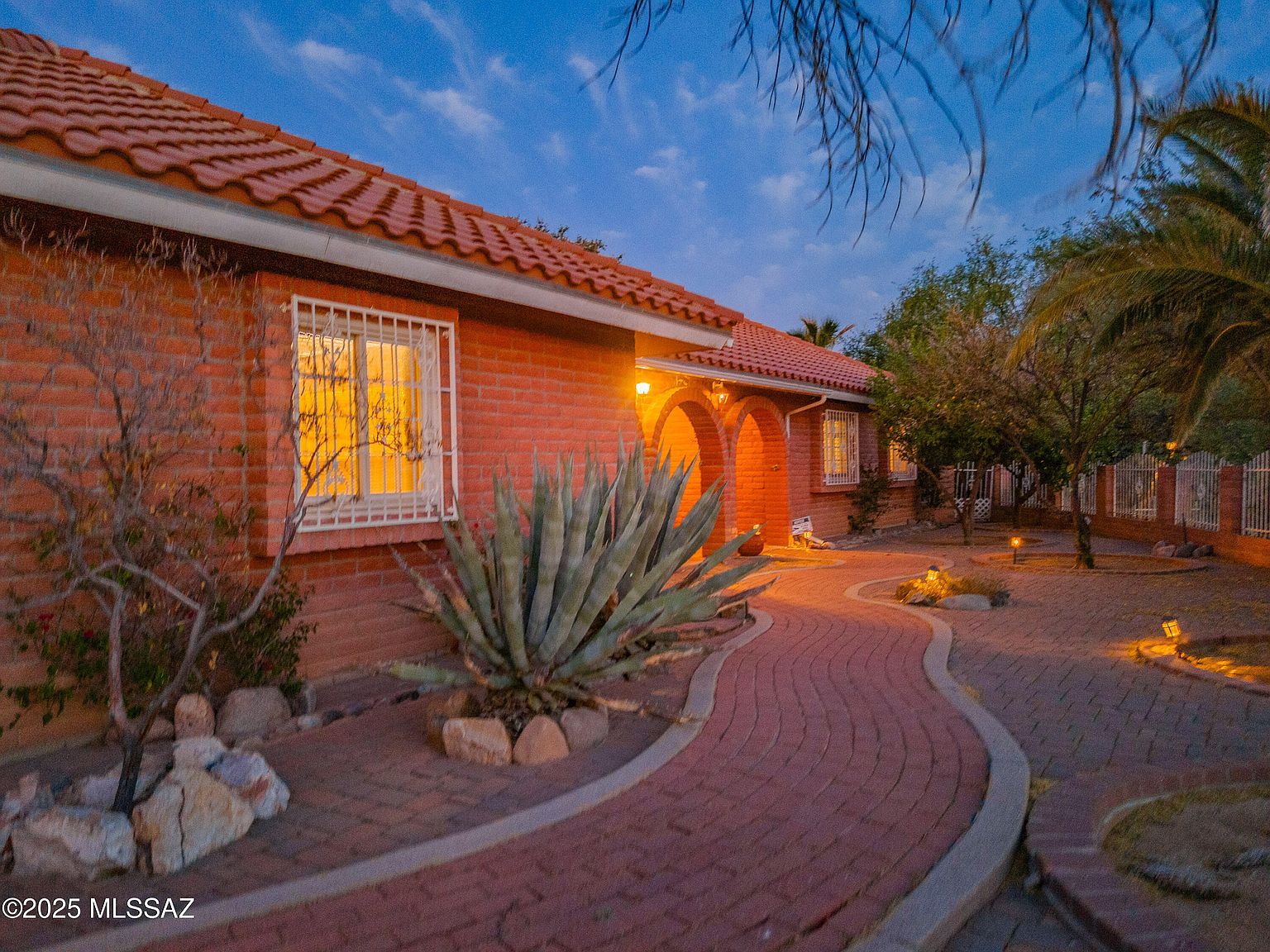400 E Strada Patania Oro Valley, AZ 85737 - Thumbnail 3