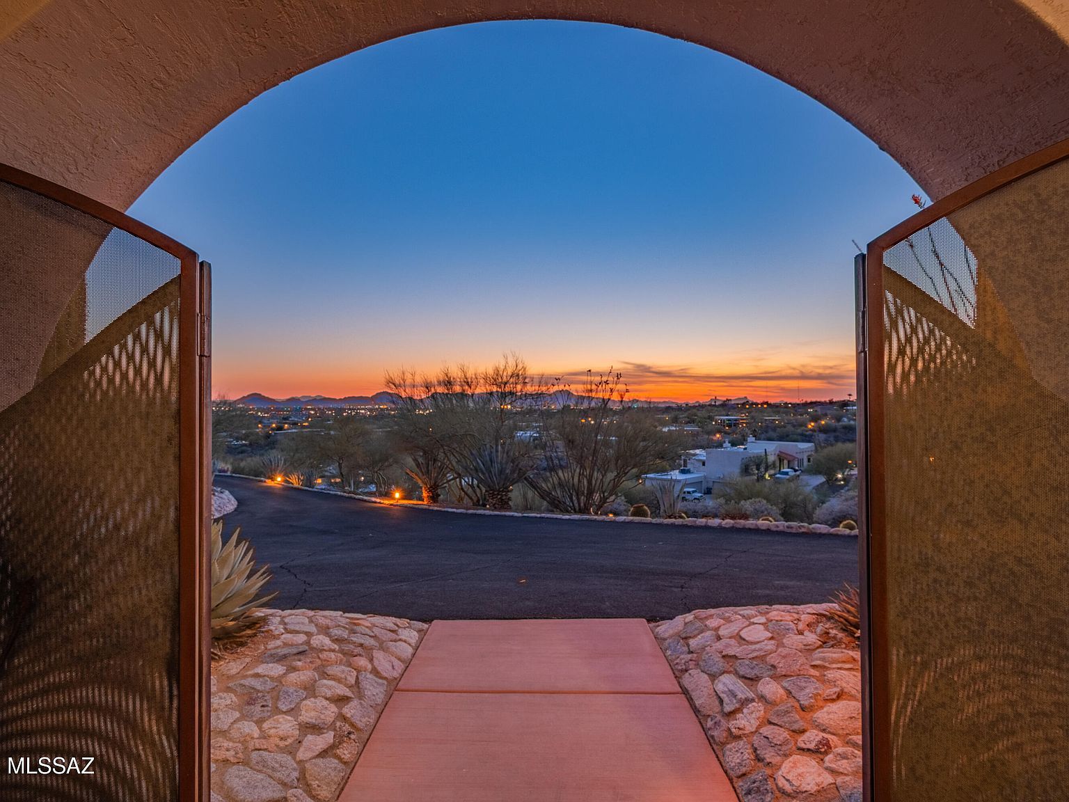 5755 E Camino Del Celador Tucson, AZ 85750 - Thumbnail 3