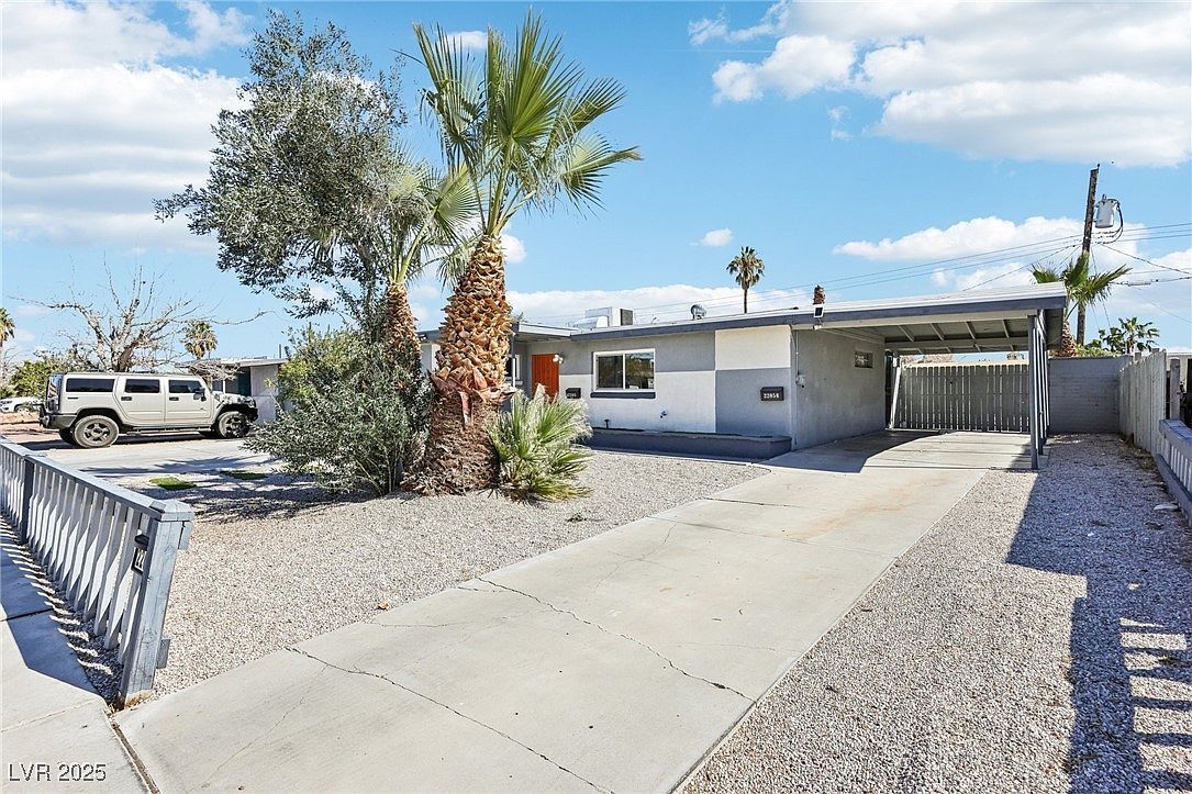 2205 Santa Clara Dr Las Vegas, NV 89104 - Thumbnail 3