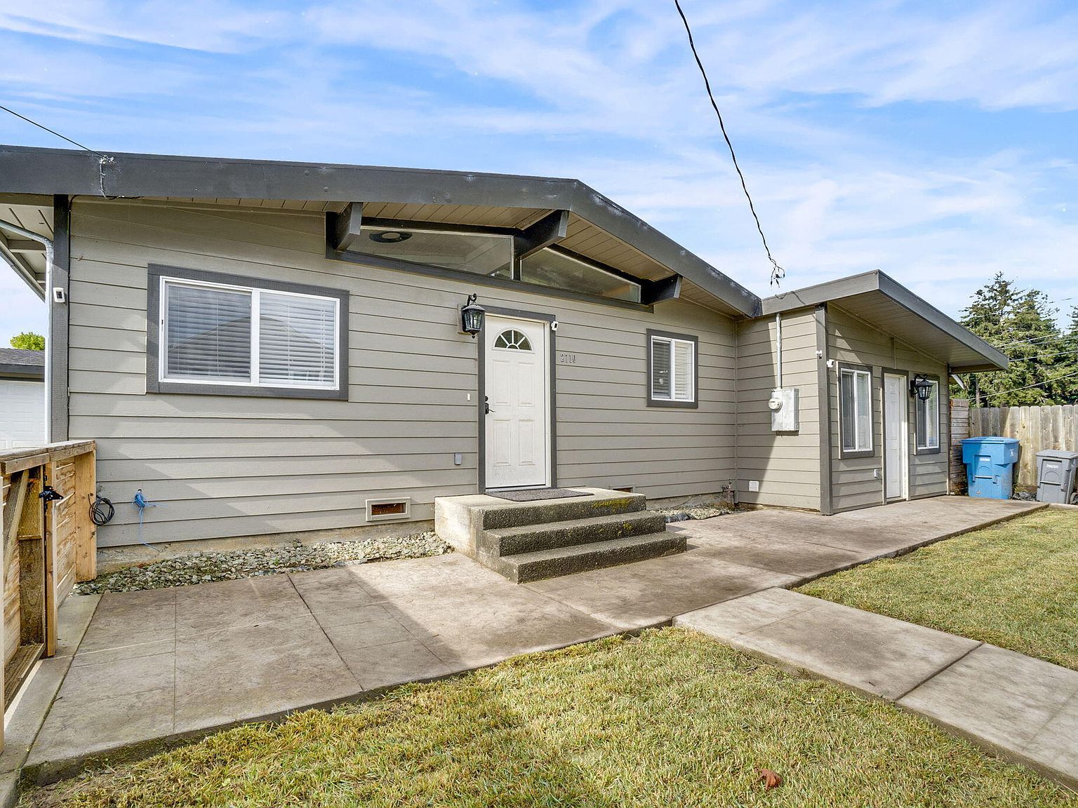 2710 Pleasant Ave Eureka, CA 95503 - Thumbnail 3