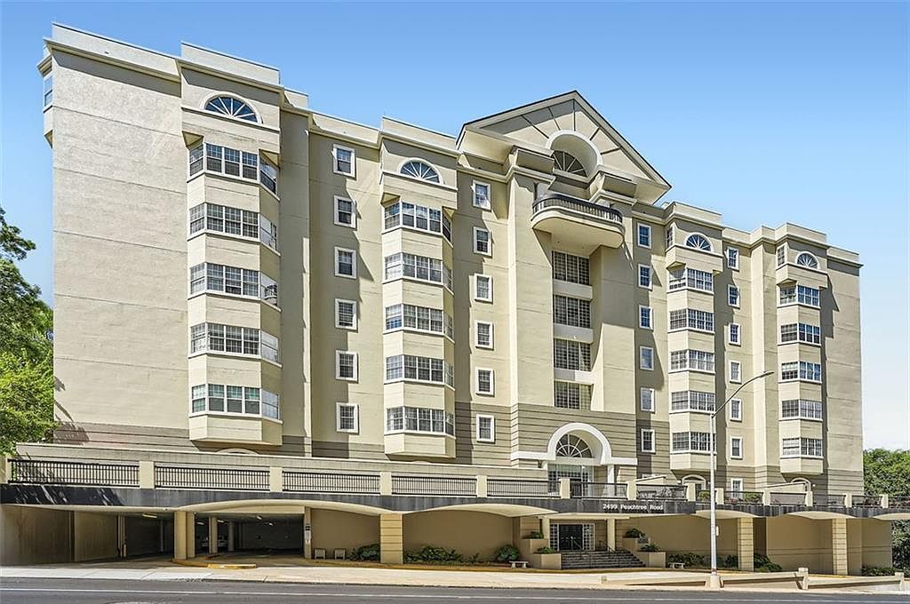 2499 Peachtree Rd NE APT 108 Atlanta, GA 30305 - Thumbnail 3