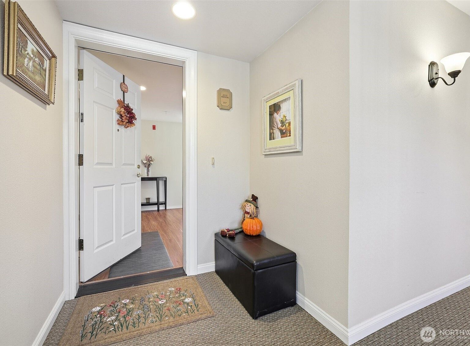 4109 224th Ln SE APT 207 Issaquah, WA 98029 - Thumbnail 3