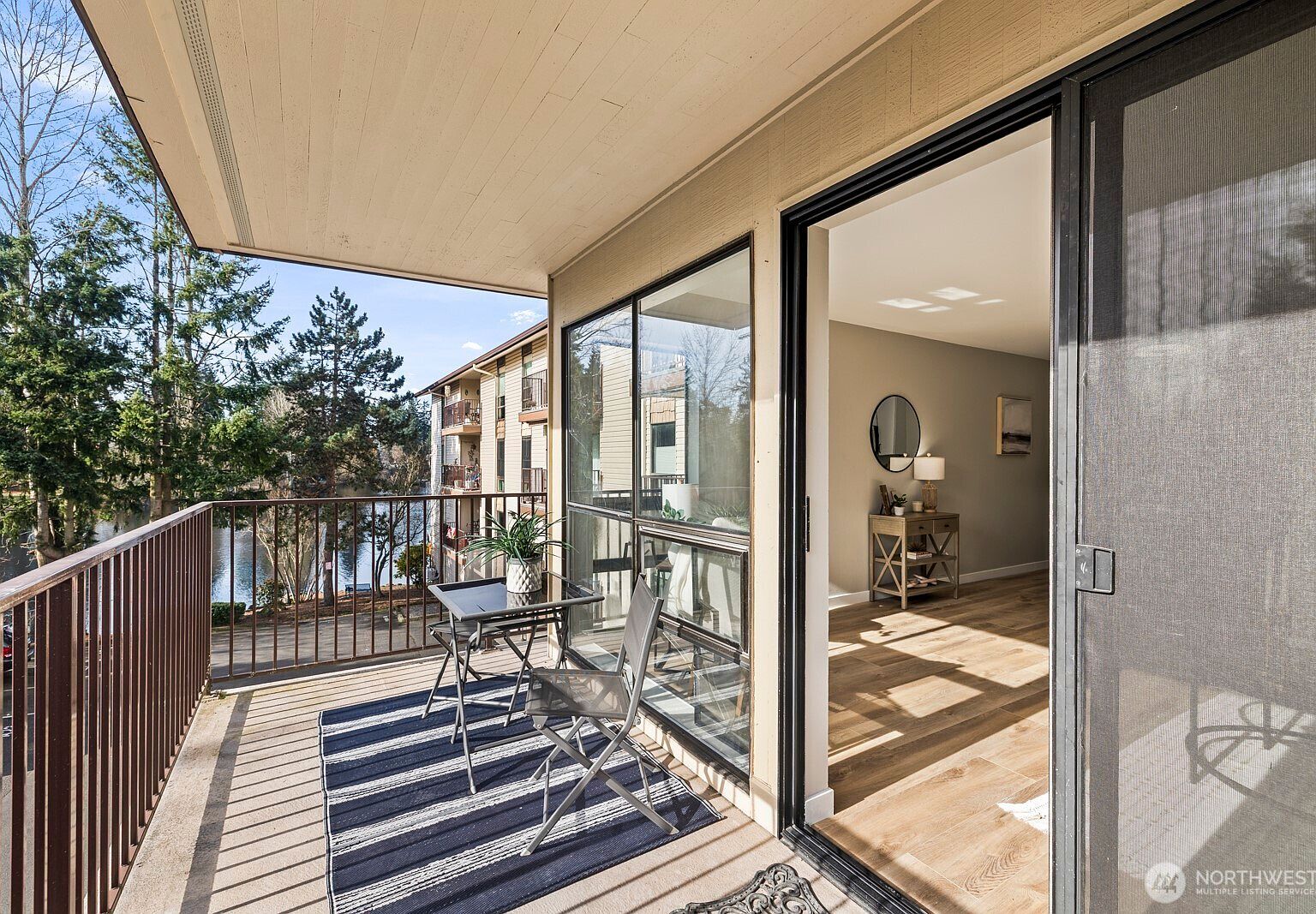 13201 Linden Ave N APT 306A Seattle, WA 98133 - Thumbnail 3