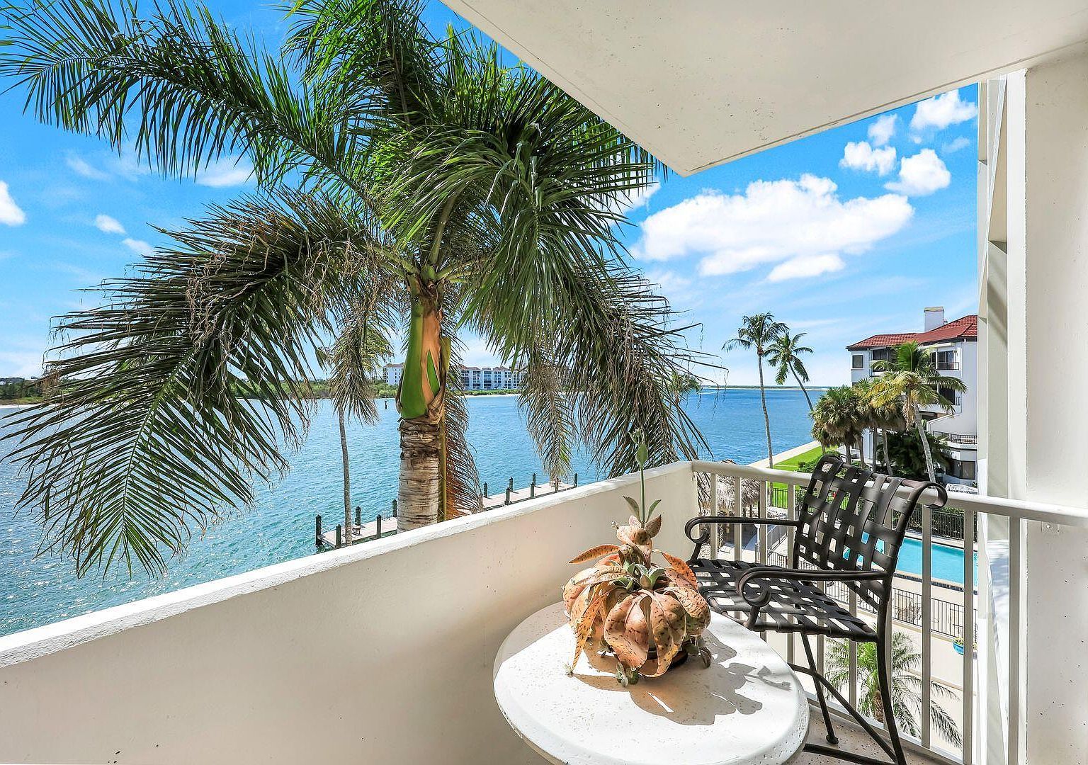 60 Pelican St W #407 Naples, FL 34113 - Thumbnail 3