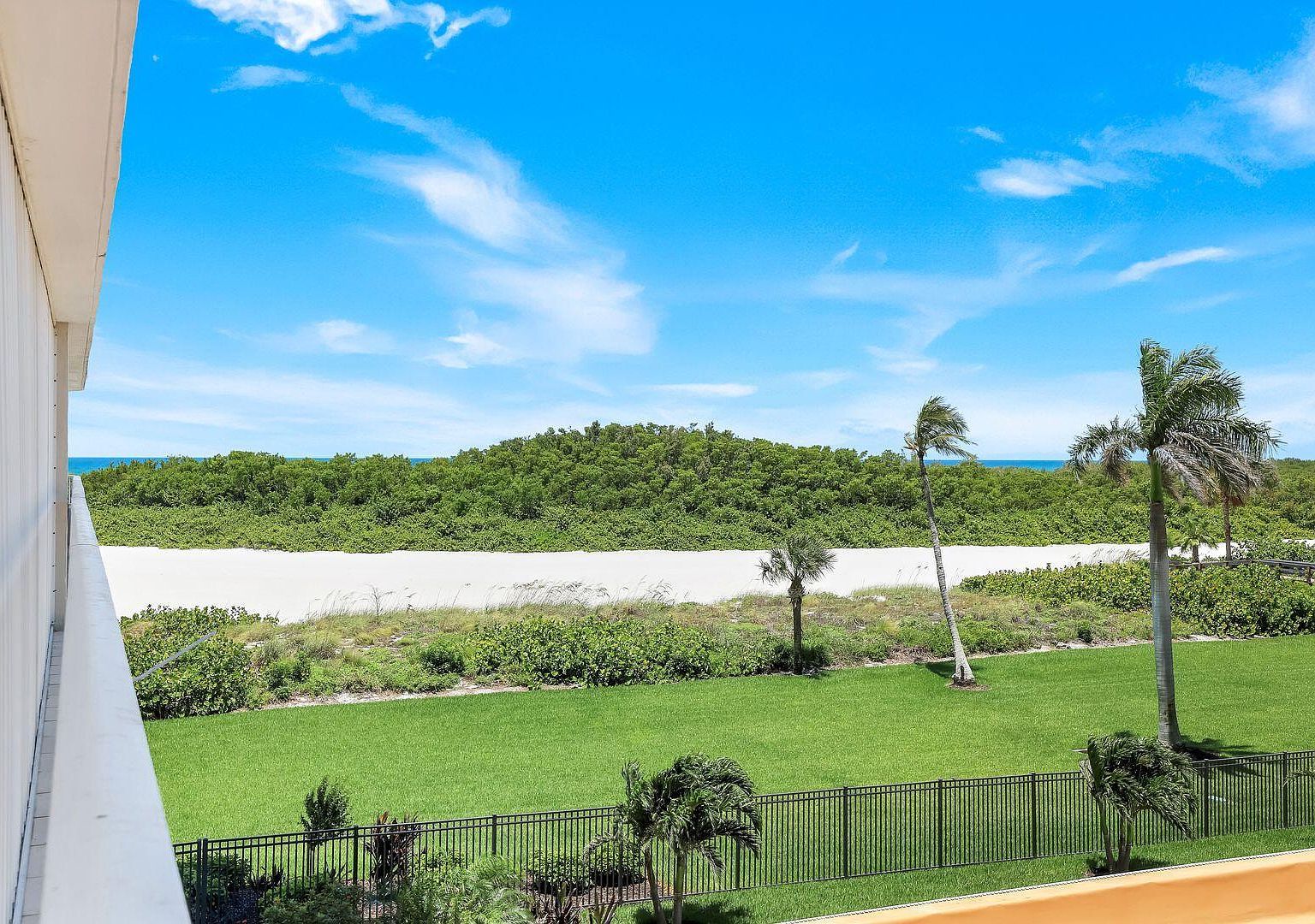 320 Seaview Ct APT 308 Marco Island, FL 34145 - Thumbnail 3