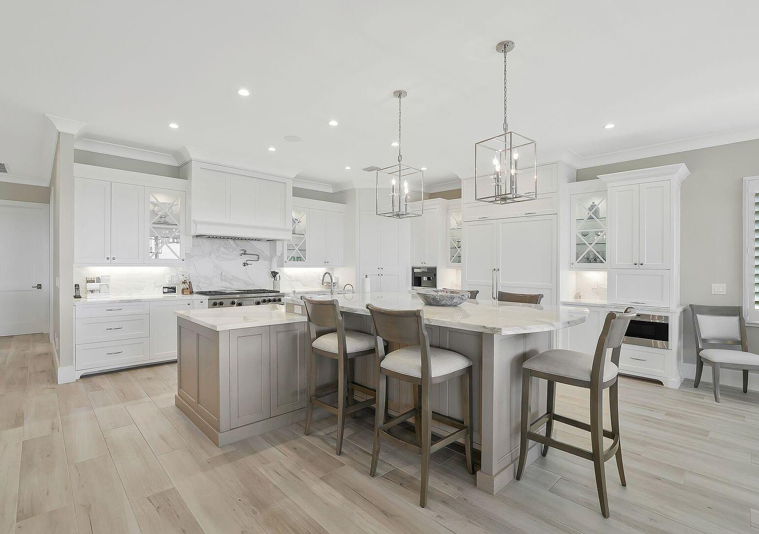 564 Spinnaker Dr Marco Island, FL 34145 - Thumbnail 3