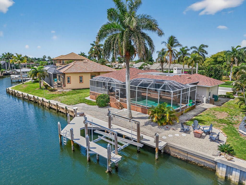 1585 Jamaica Ct Marco Island, FL 34145 - Thumbnail 3