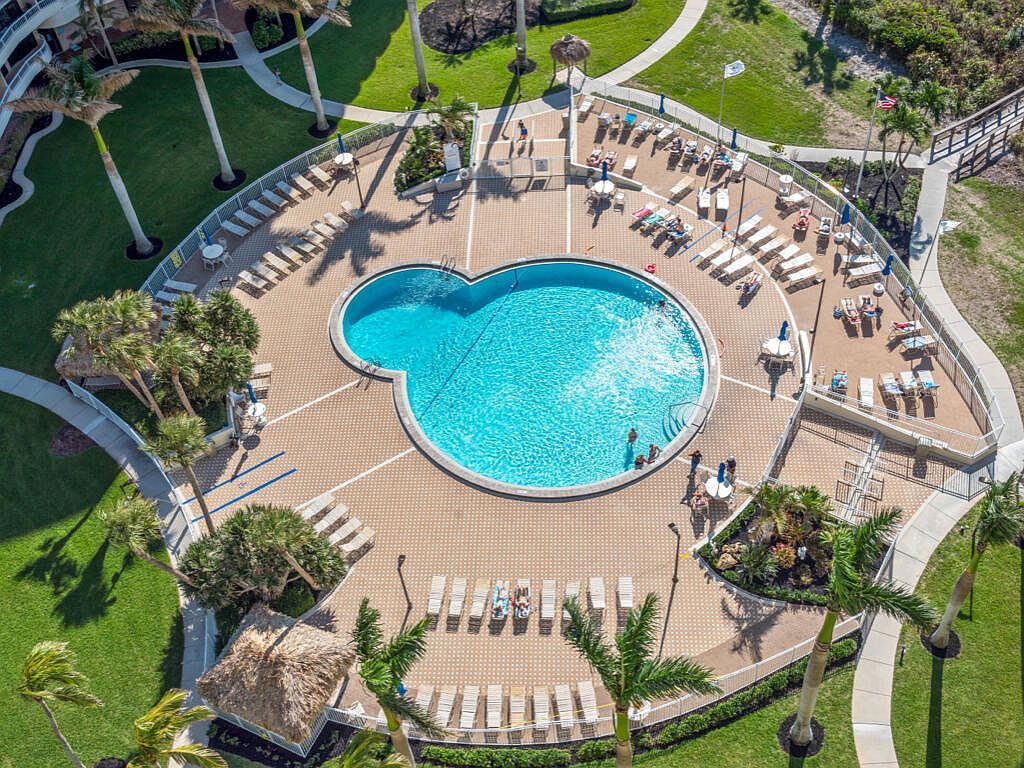 440 Seaview Ct APT 1502 Marco Island, FL 34145 - Thumbnail 3