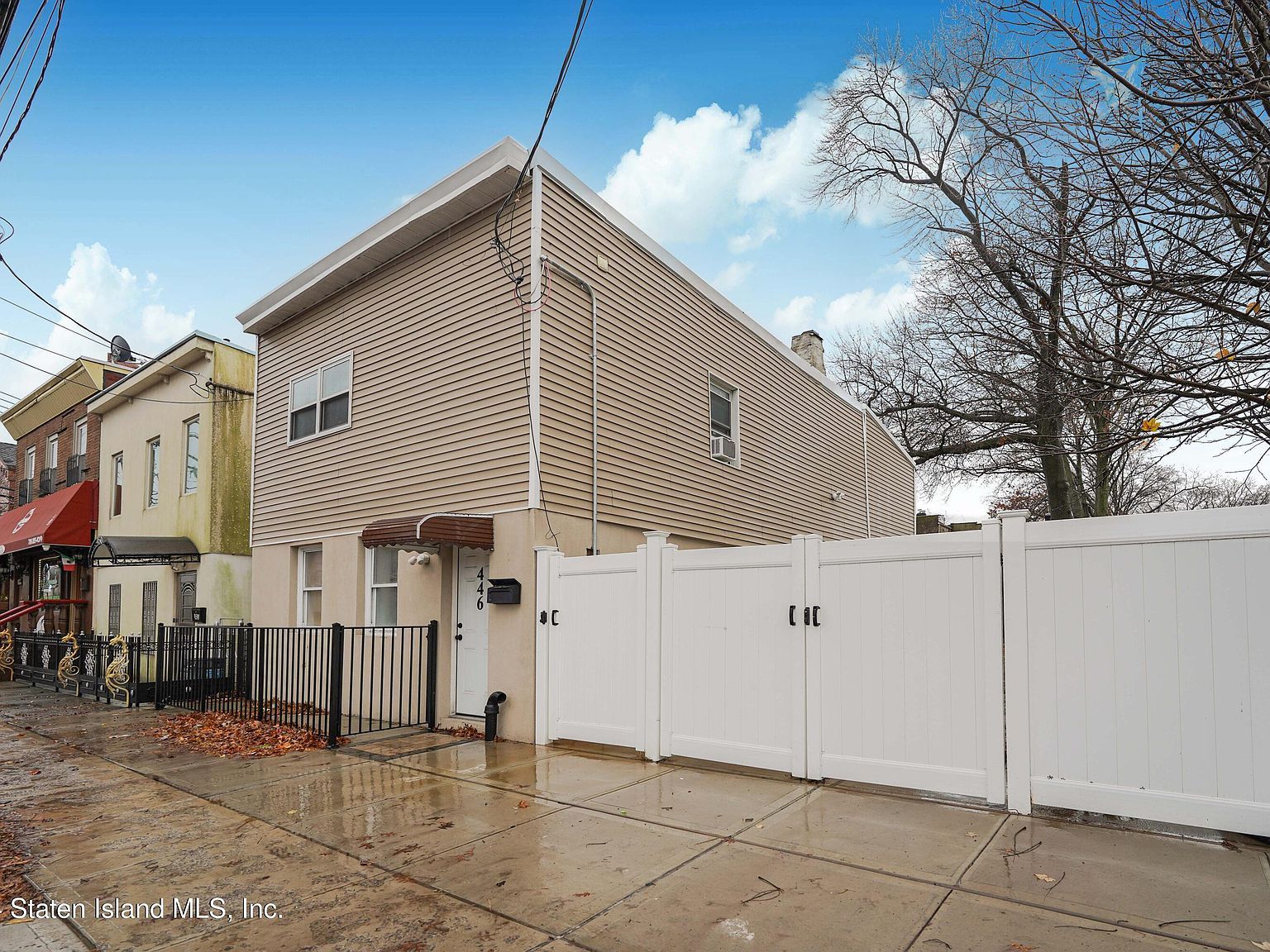 446 Tompkins Ave Staten Island, NY 10305 - Thumbnail 3