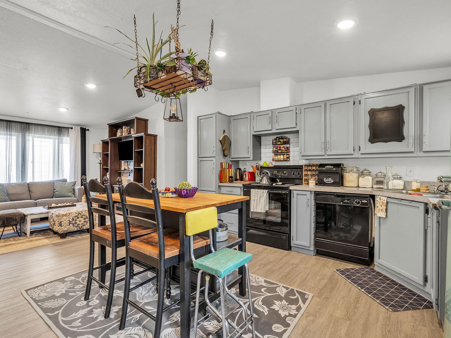 1258 W Rock River Rd #82 West Valley City, UT 84119 - Thumbnail 3