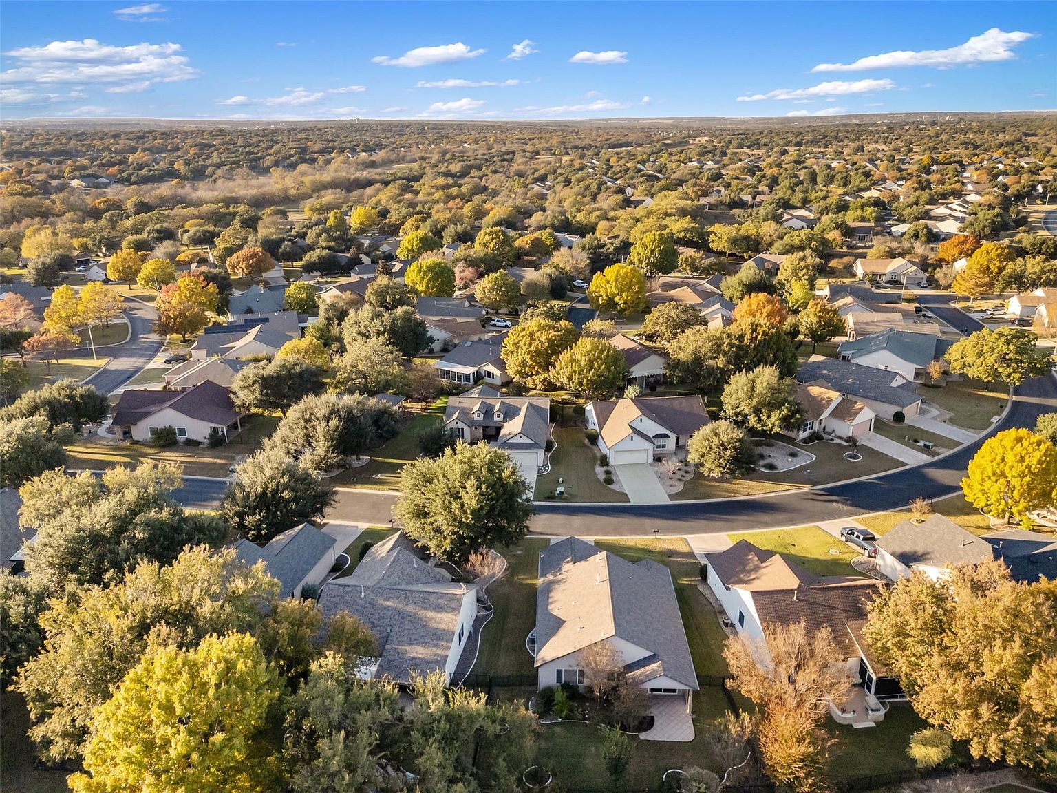 105 Lubbock Dr Georgetown, TX 78633 - Thumbnail 3