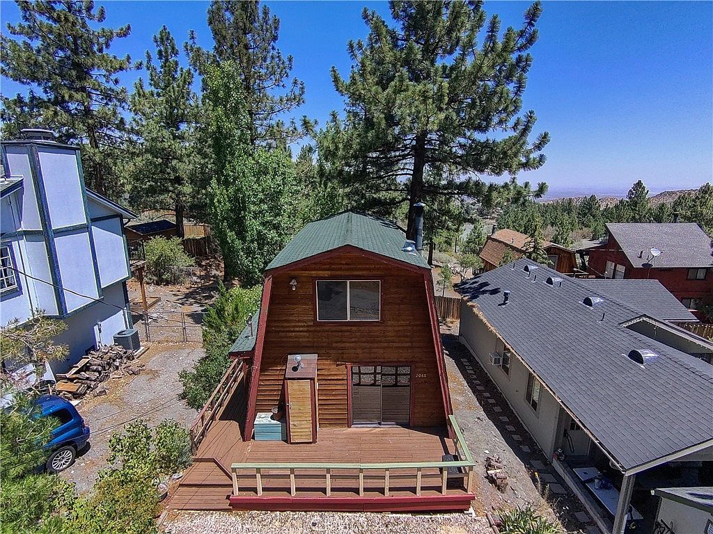 2068 Slippery Elm Rd Wrightwood, CA 92397 - Thumbnail 3