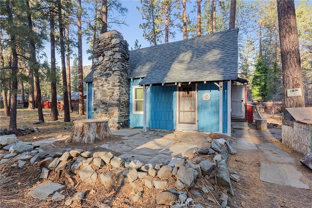 1376 Irene St Wrightwood, CA 92397 - Thumbnail 3