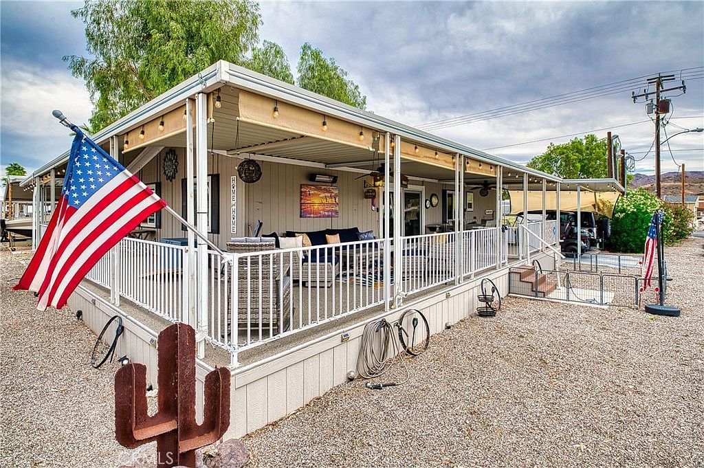 2054 Parker Dam Rd #E8 Parker Dam, CA 92267 - Thumbnail 3