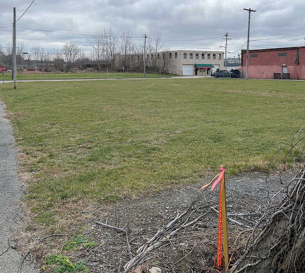 287 N Diamond St Mansfield, OH 44902 - Thumbnail 3