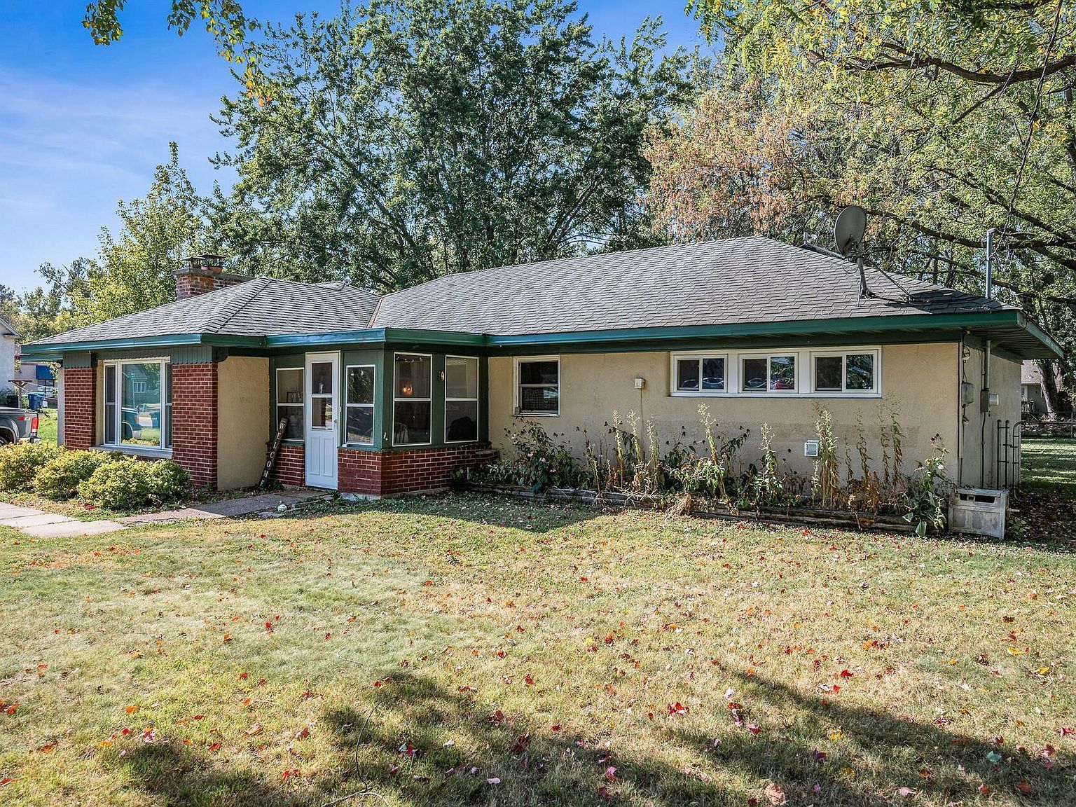 44 6th St NW Forest Lake, MN 55025 - Thumbnail 3