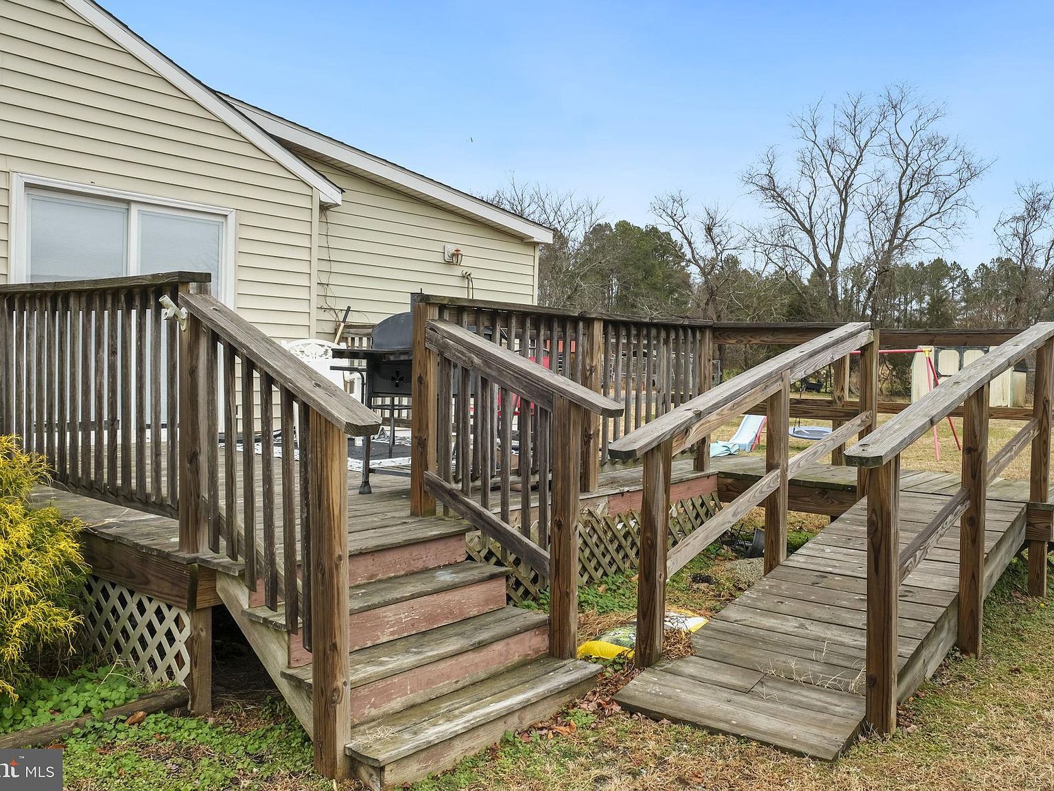 335 Bells Dr Warsaw, VA 22572 - Thumbnail 3