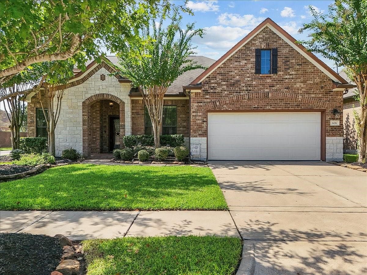 606 W Frk Webster, TX 77598 - Thumbnail 3