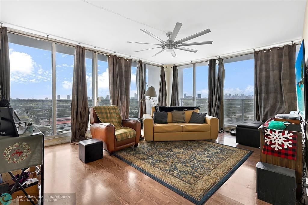 1720 Harrison St APT 10A Hollywood, FL 33020 - Thumbnail 3