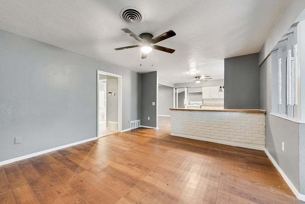 1822 Roberts Cut Off Rd Fort Worth, TX 76114 - Thumbnail 3