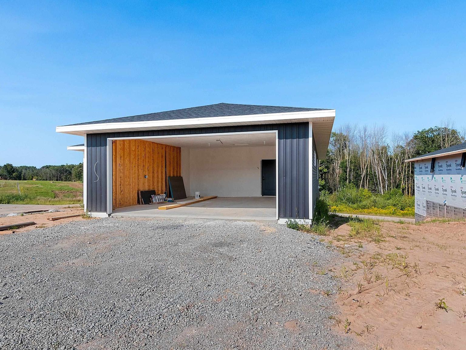 4001 Antwerp Ave #3 Green Bay, WI 54313 - Thumbnail 3