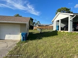 5284 Springwood Rd Spring Hill, FL 34609 - Thumbnail 3