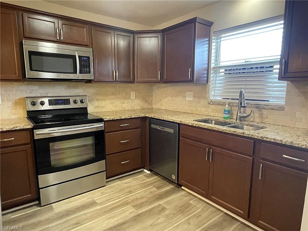 4616 Skyline Blvd APT 104 Cape Coral, FL 33914 - Thumbnail 3