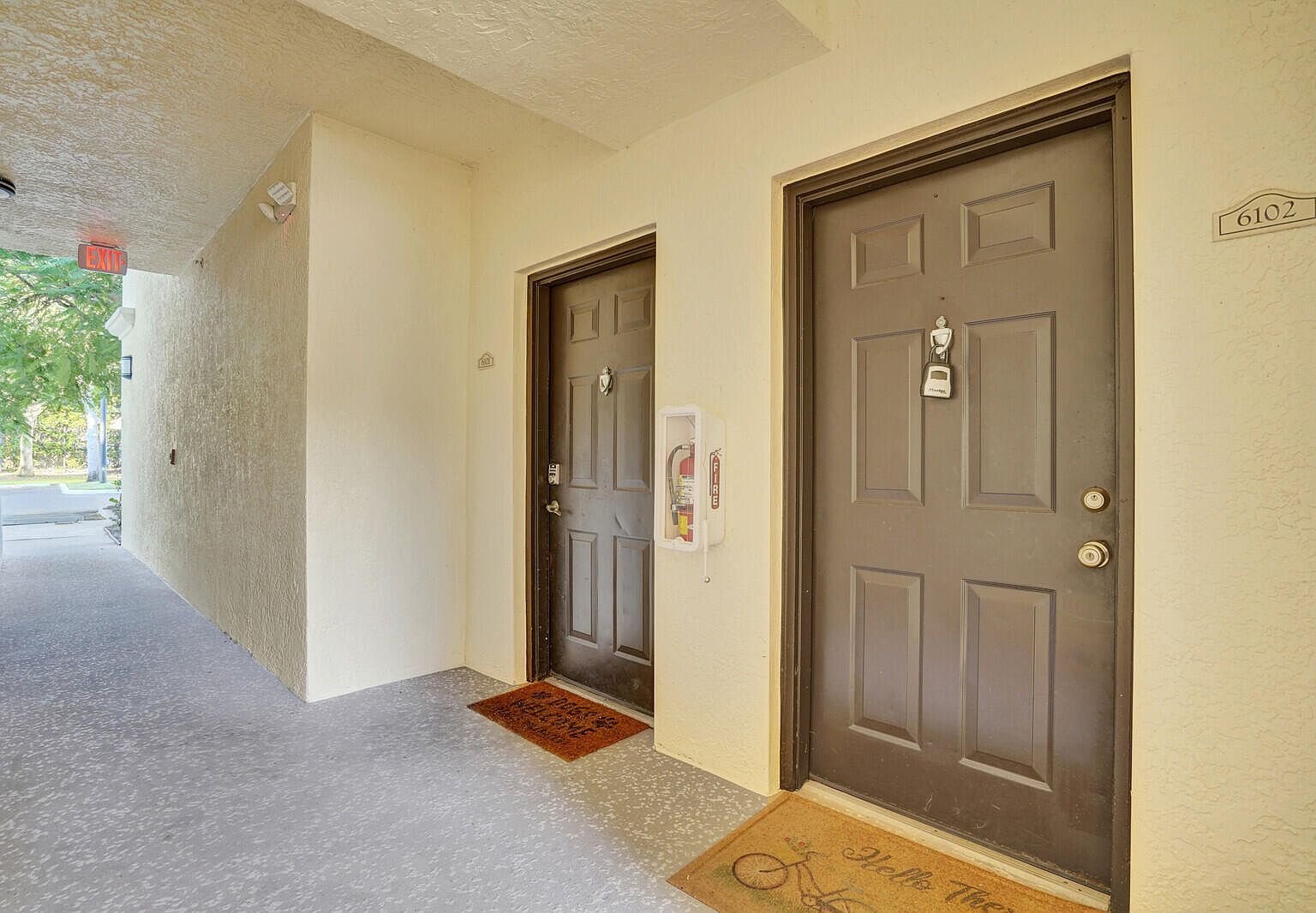 9845 Baywinds Dr APT 6102 West Palm Beach, FL 33411 - Thumbnail 3