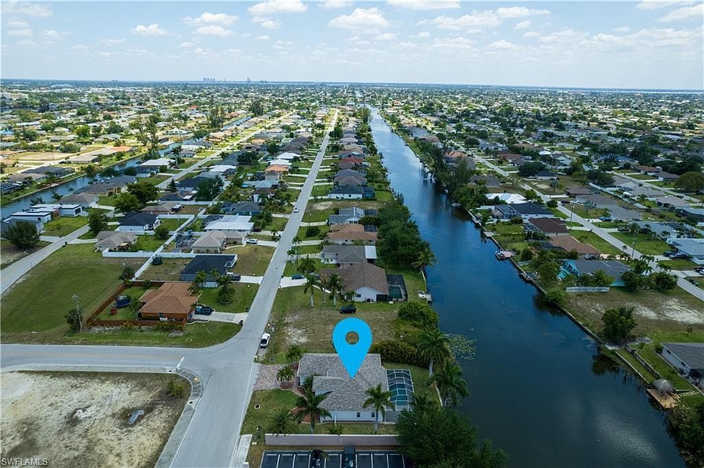 110 SE 16th Ter Cape Coral, FL 33990 - Thumbnail 3