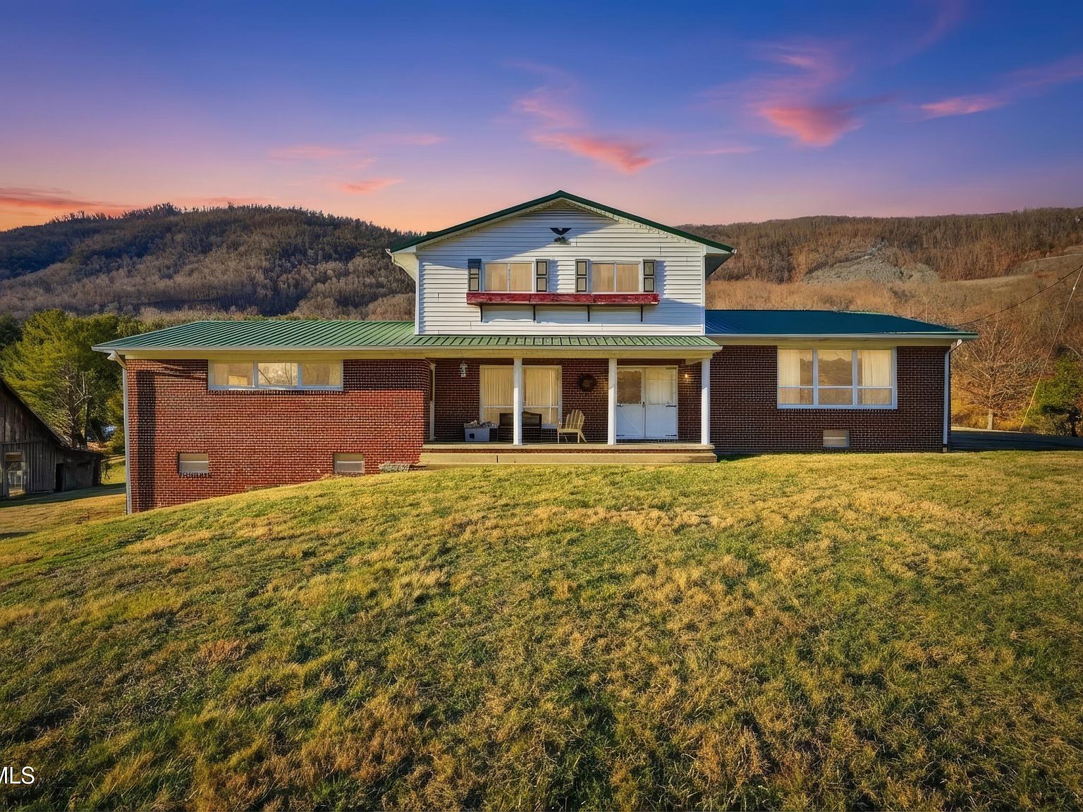 5831 Powell Valley Rd Big Stone Gap, VA 24219 - Thumbnail 3