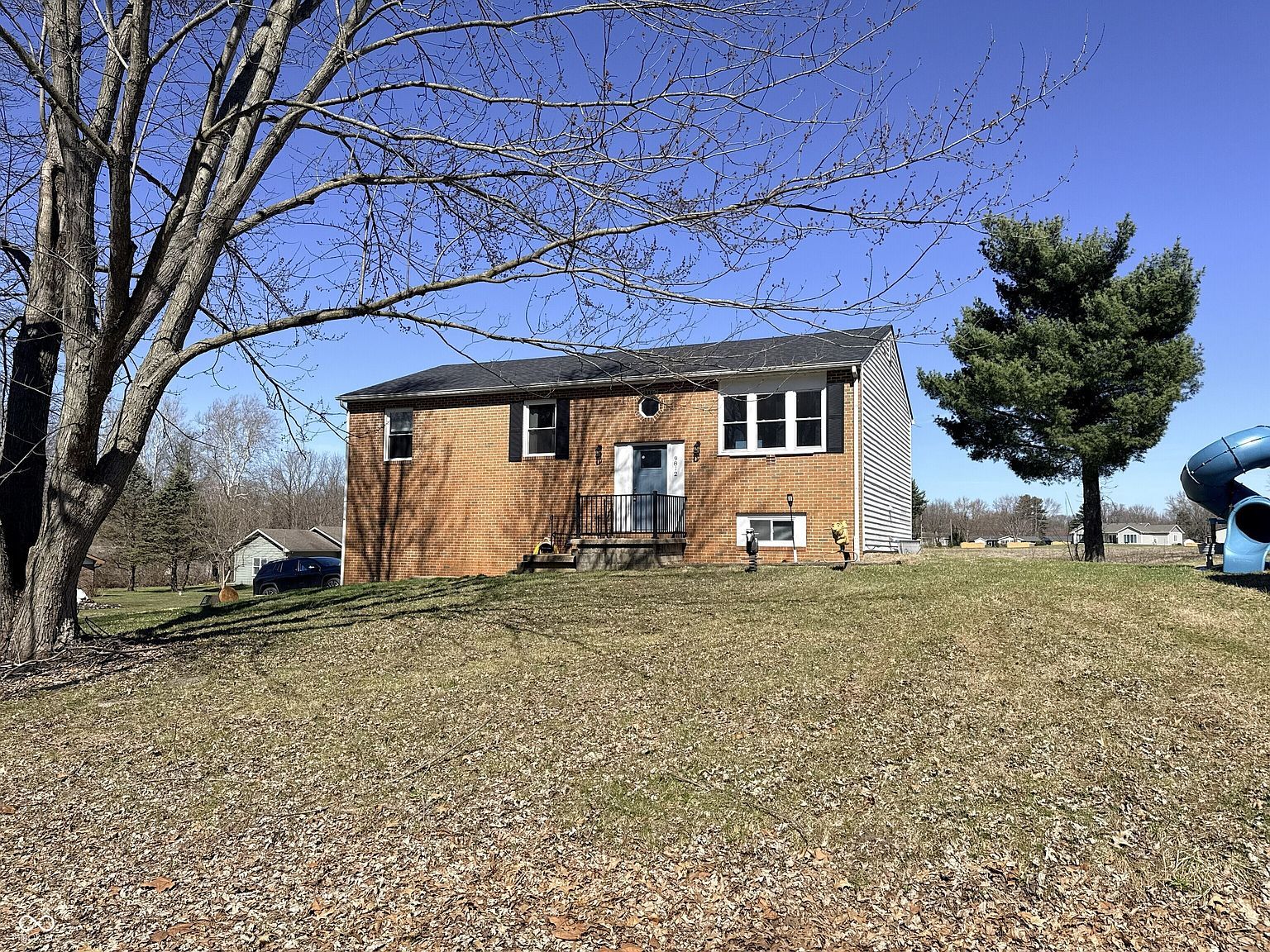 9812 W 900 N Elwood, IN 46036 - Thumbnail 3