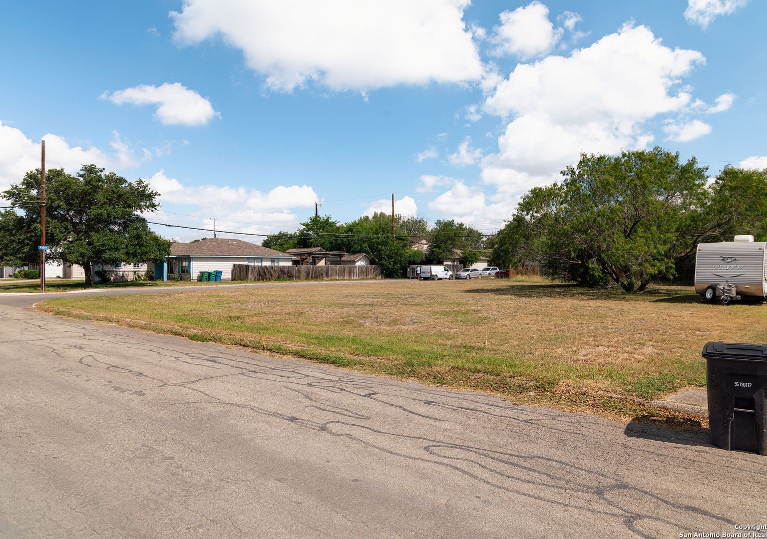 303 Lebanon St #17 San Antonio, TX 78223 - Thumbnail 3