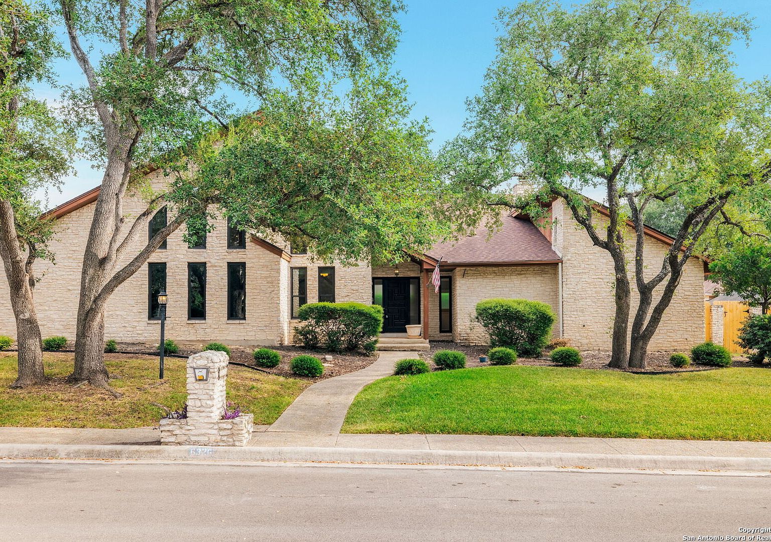 6326 Mallard Point Windcrest, TX 78239 - Thumbnail 3