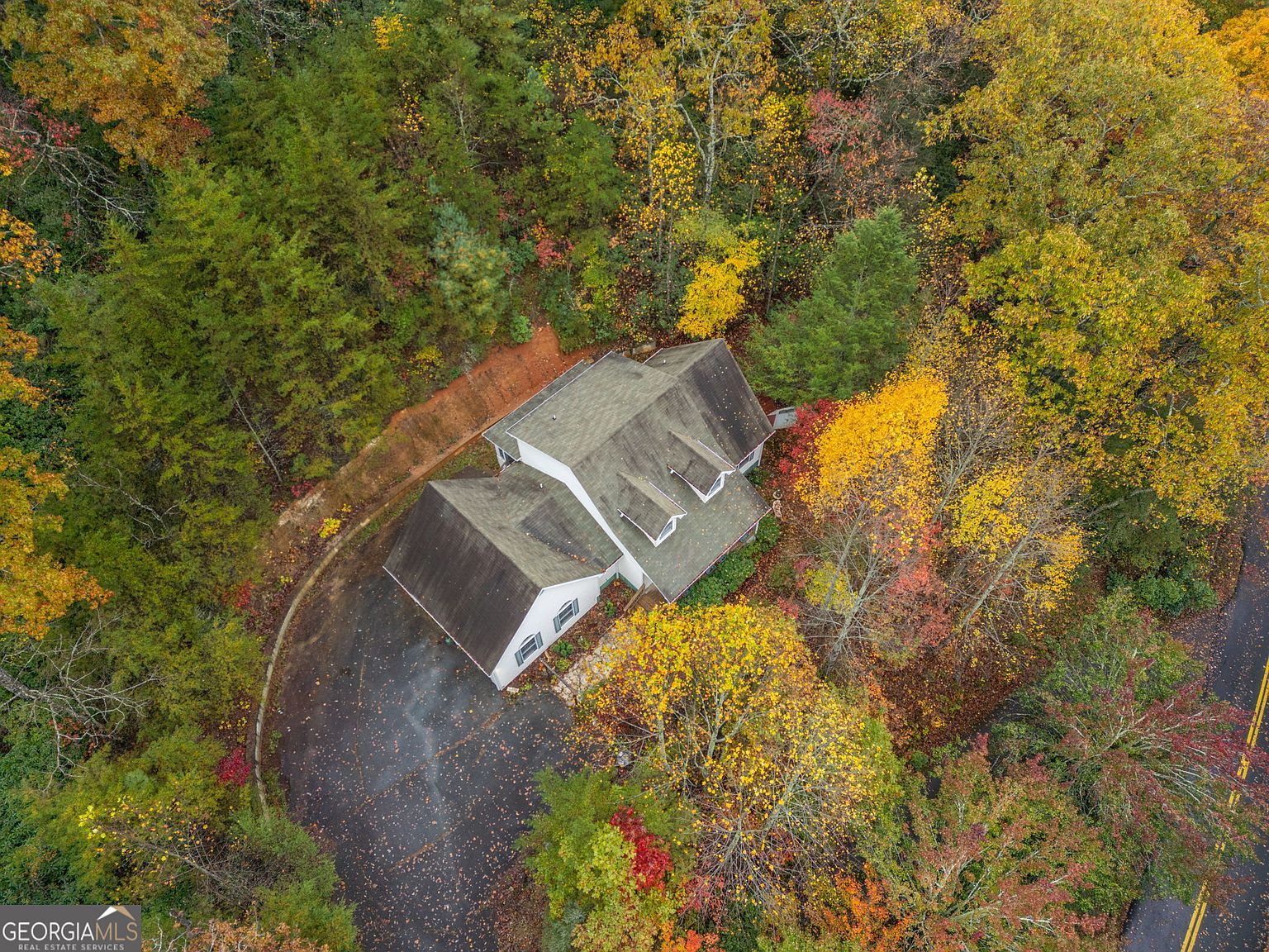 1327 Pinnacle Dr Clayton, GA 30525 - Thumbnail 3