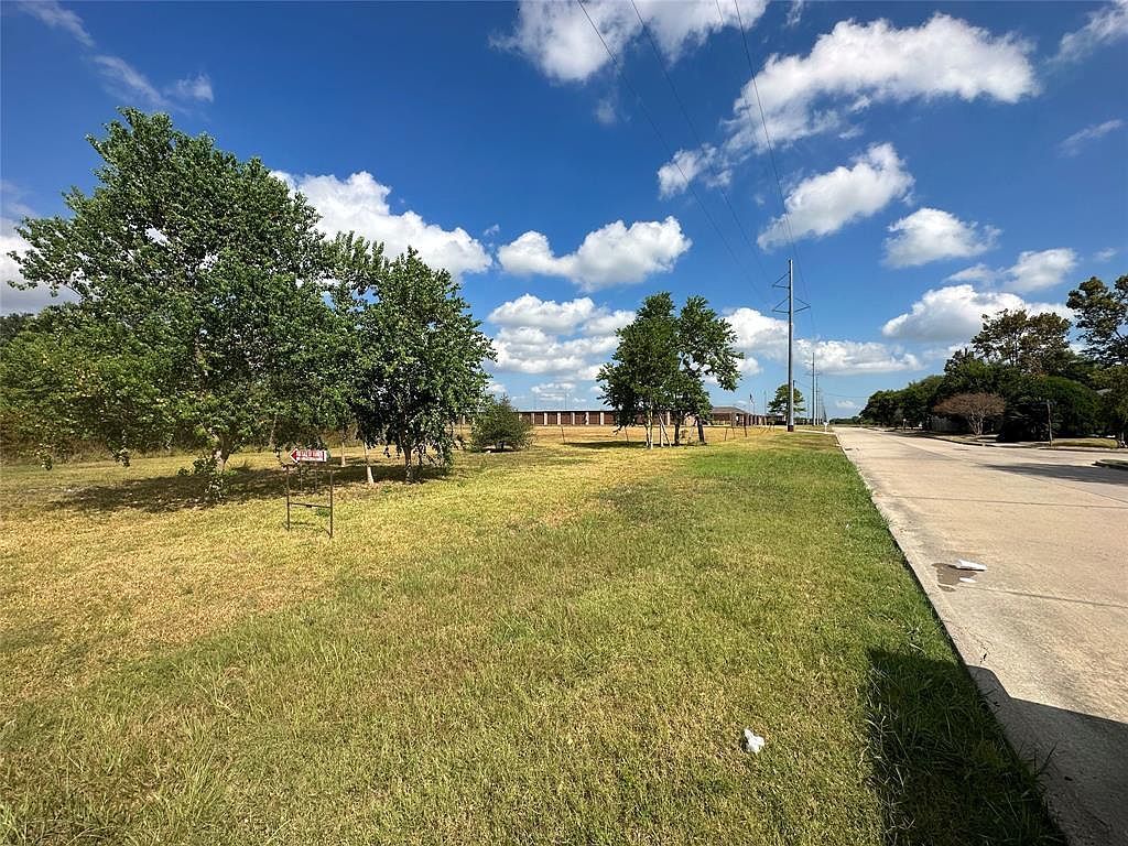 14-15 31st St S Texas City, TX 77590 - Thumbnail 3
