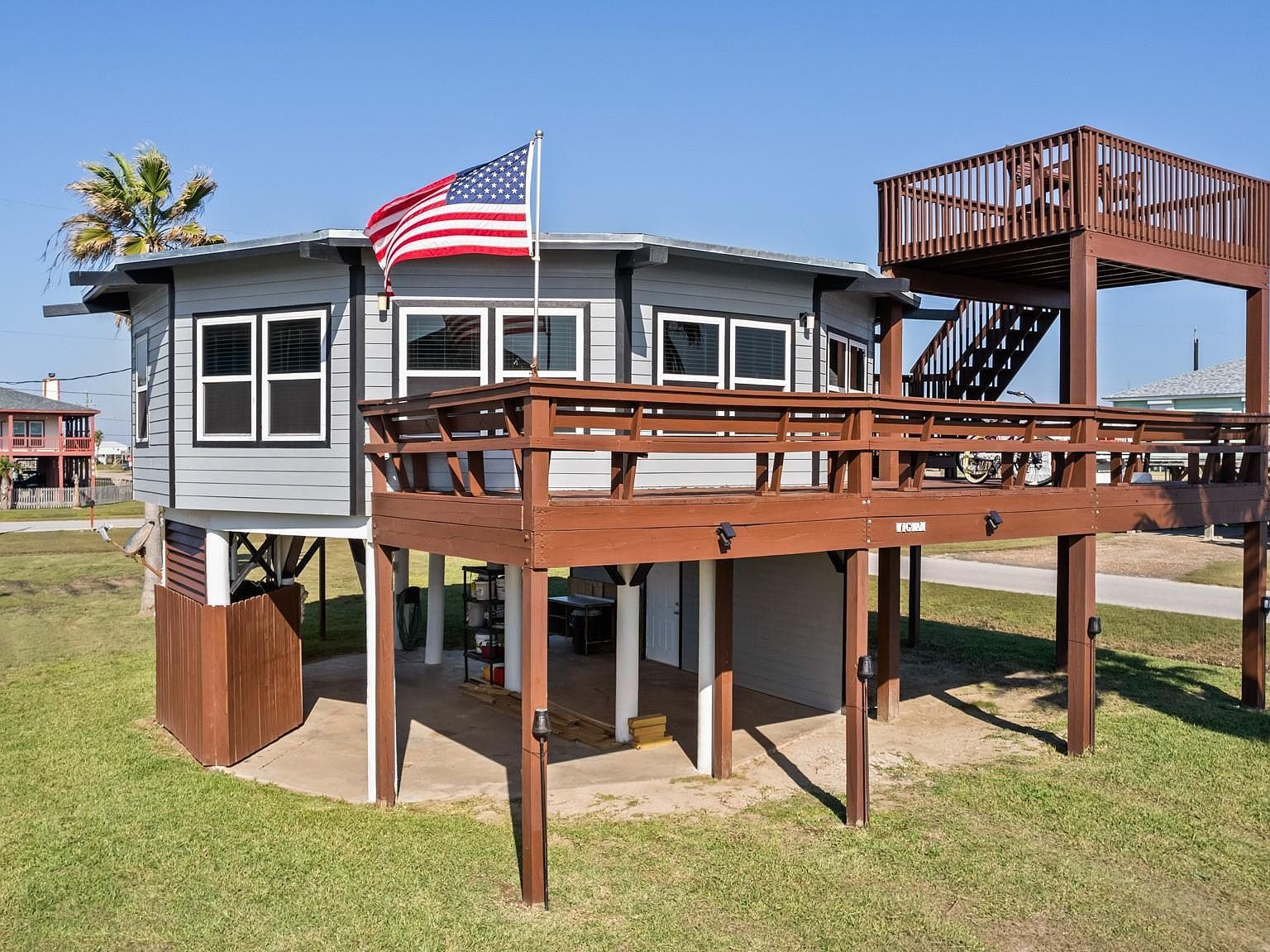 702 Seashell Dr Freeport, TX 77541 - Thumbnail 3