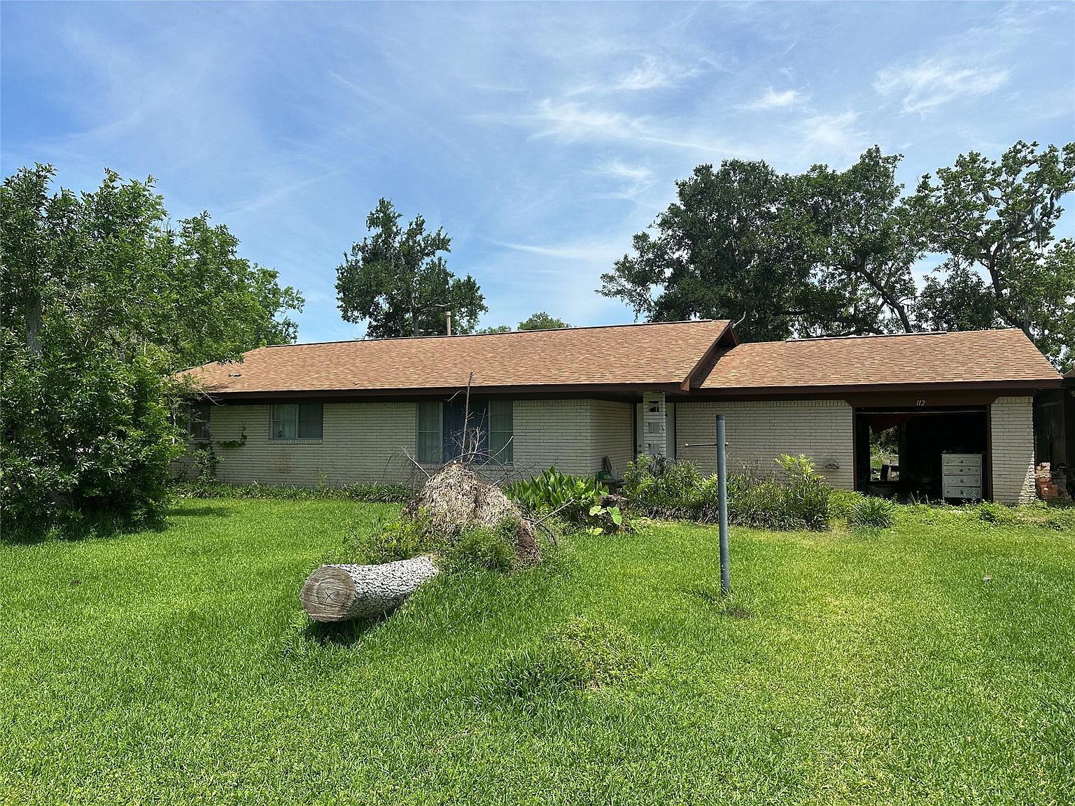 112 Raven St Clute, TX 77531 - Thumbnail 3