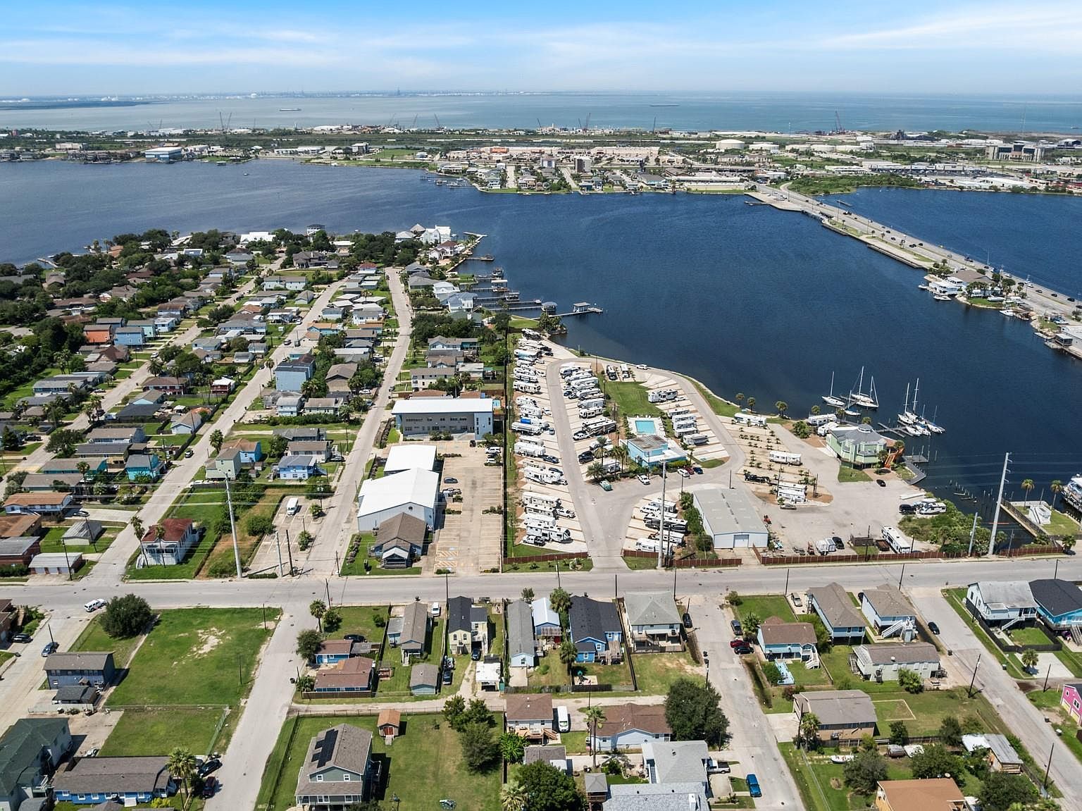 2023 1/2 Hollywood Ave Galveston, TX 77551 - Thumbnail 3