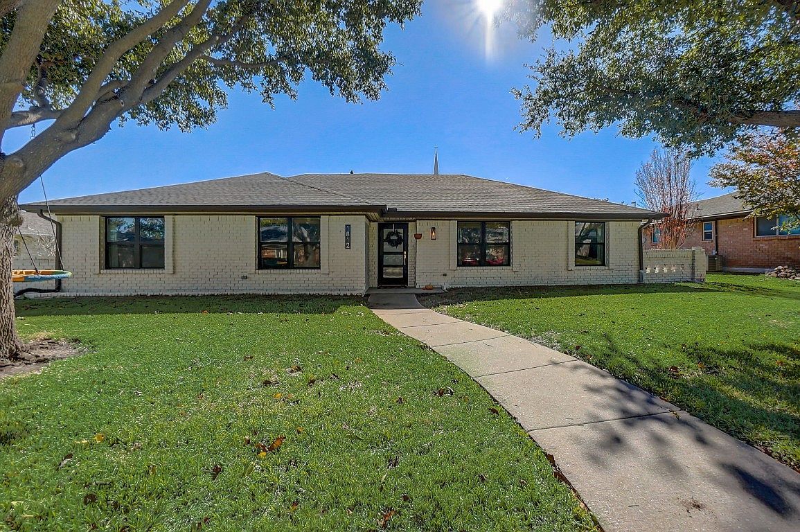 1812 Westlake Dr Plano, TX 75075 - Thumbnail 3