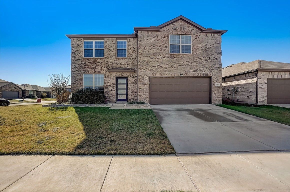 901 Ravenwood Ln Van Alstyne, TX 75495 - Thumbnail 3