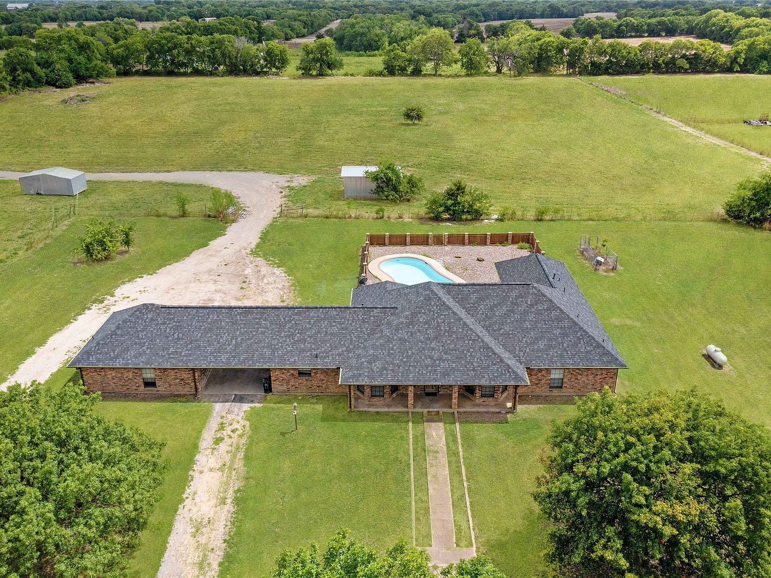 241 Highridge Dr McKinney, TX 75071 - Thumbnail 3