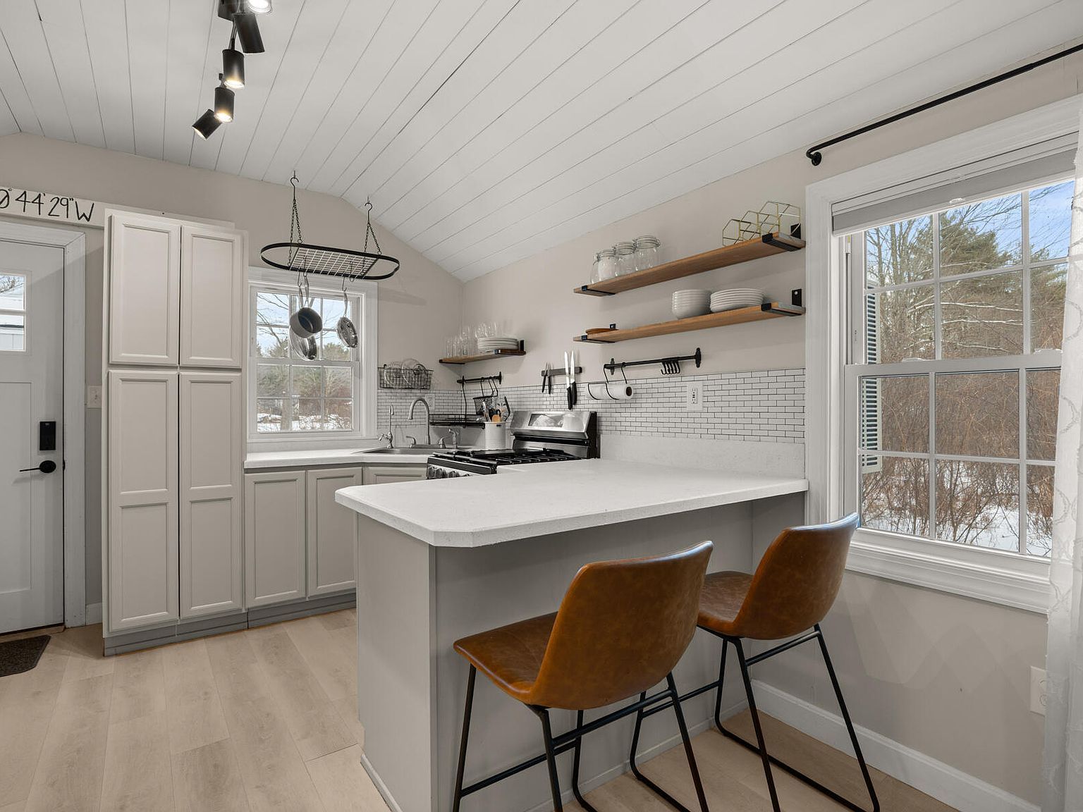 92 Wilson Rd Kittery, ME 03904 - Thumbnail 3