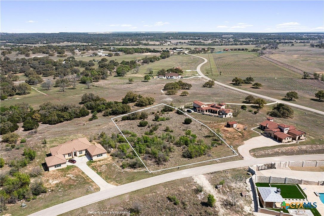 104 Strada Luca Florence, TX 76527 - Thumbnail 3