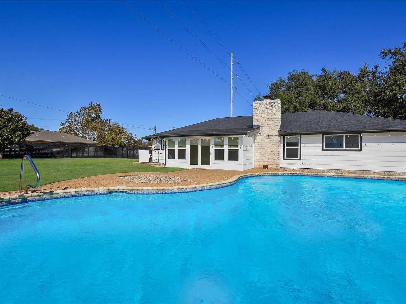 1716 Westwood Ln Georgetown, TX 78628 - Thumbnail 3