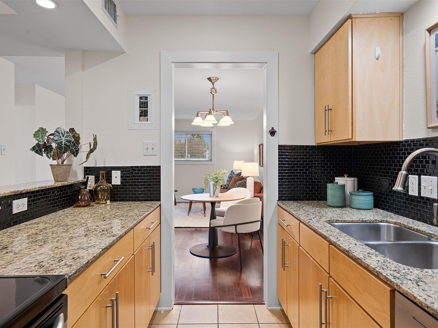 3815 Guadalupe St APT 204 Austin, TX 78751 - Thumbnail 3