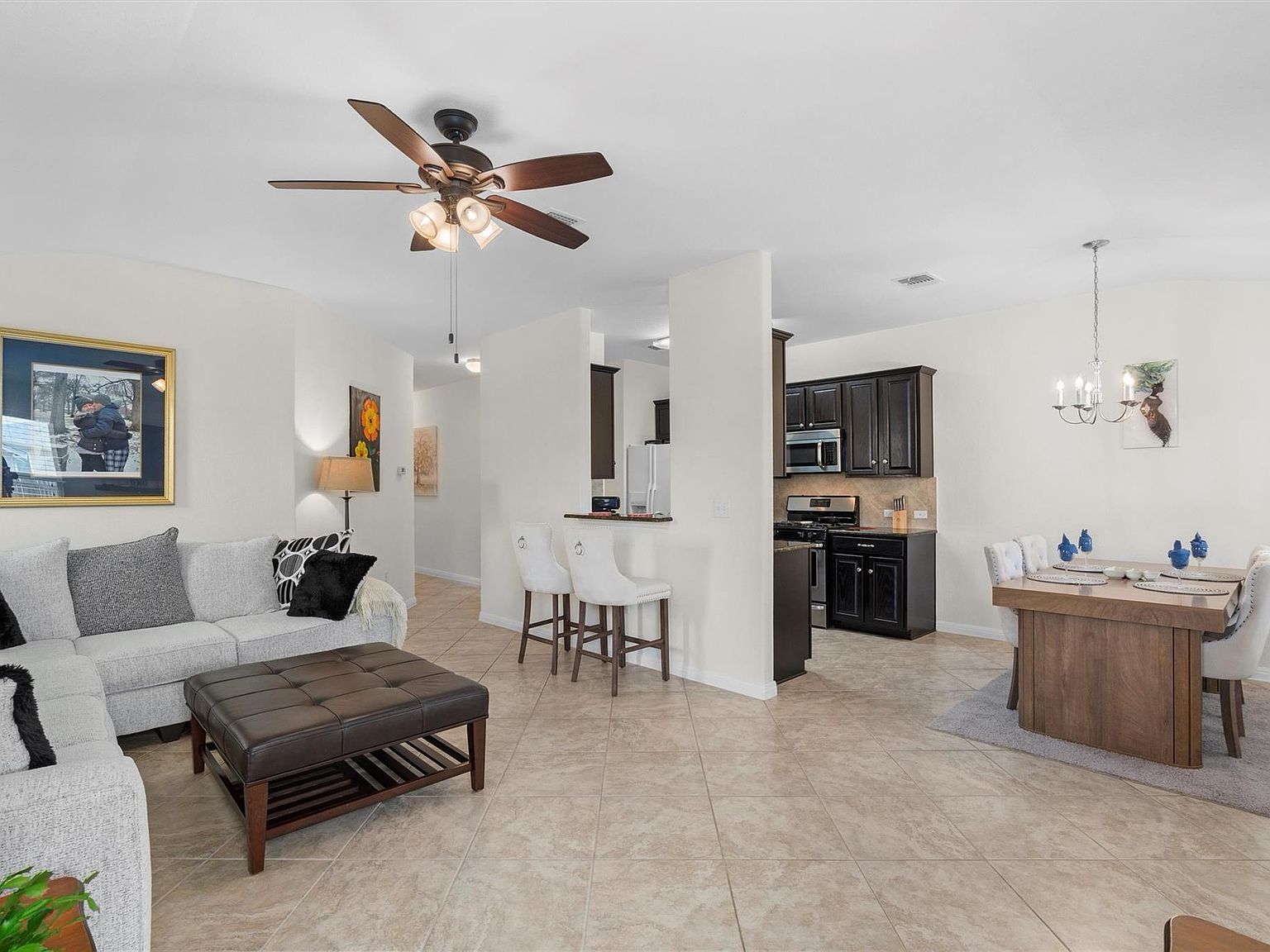 128 Moulins Ln Georgetown, TX 78626 - Thumbnail 3